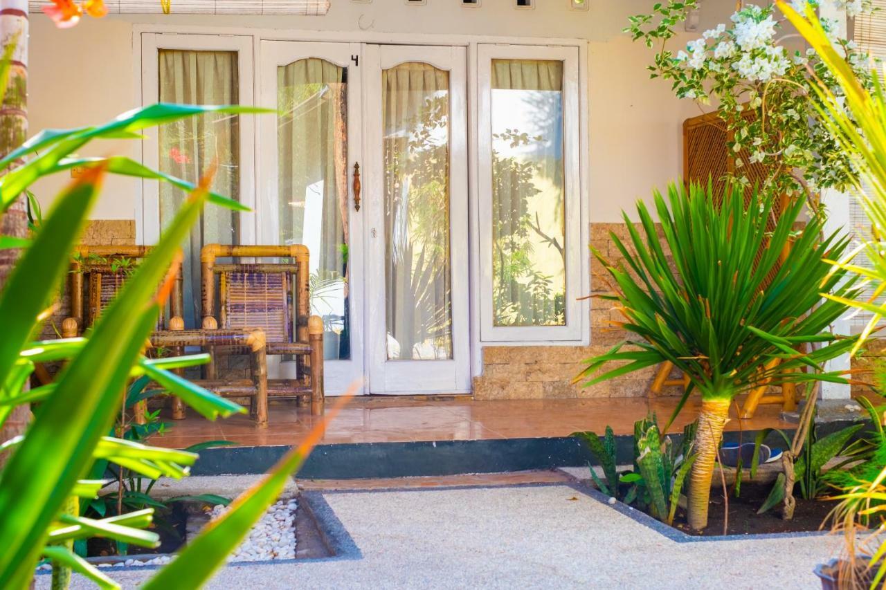 Hotel Oyo 1373 Chili Gili à Gili Trawangan Extérieur photo